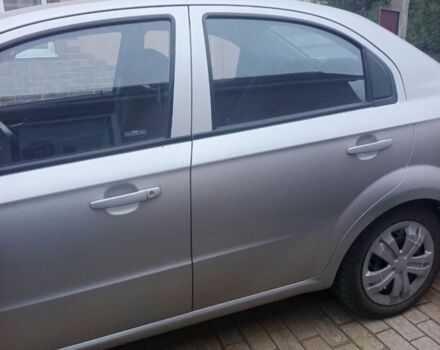 Серый Шевроле Авео, объемом двигателя 1.4 л и пробегом 300 тыс. км за 4300 $, фото 3 на Automoto.ua