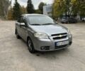 Серый Шевроле Авео, объемом двигателя 1.5 л и пробегом 290 тыс. км за 3500 $, фото 2 на Automoto.ua
