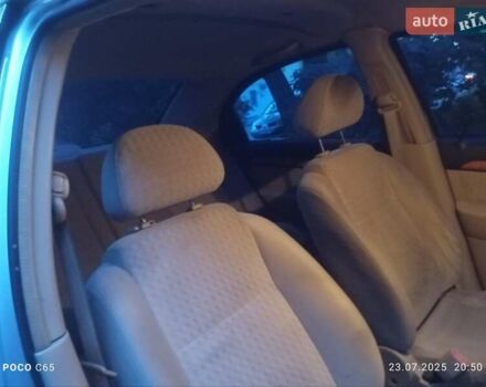 Серый Шевроле Авео, объемом двигателя 1.6 л и пробегом 250 тыс. км за 2900 $, фото 1 на Automoto.ua