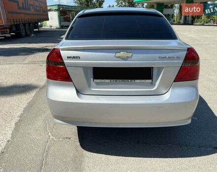 Серый Шевроле Авео, объемом двигателя 1.5 л и пробегом 82 тыс. км за 5700 $, фото 2 на Automoto.ua