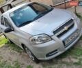Серый Шевроле Авео, объемом двигателя 1.5 л и пробегом 550 тыс. км за 2000 $, фото 1 на Automoto.ua