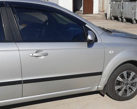 Серый Шевроле Авео, объемом двигателя 0 л и пробегом 207 тыс. км за 4200 $, фото 5 на Automoto.ua