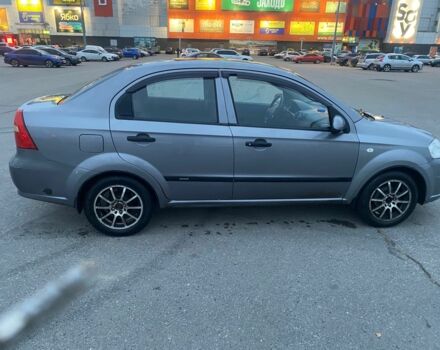 Серый Шевроле Авео, объемом двигателя 1.5 л и пробегом 236 тыс. км за 2900 $, фото 2 на Automoto.ua