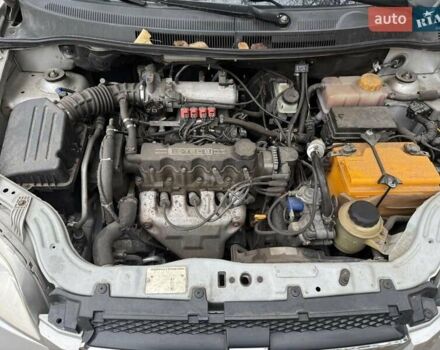 Серый Шевроле Авео, объемом двигателя 1.5 л и пробегом 184 тыс. км за 4200 $, фото 4 на Automoto.ua