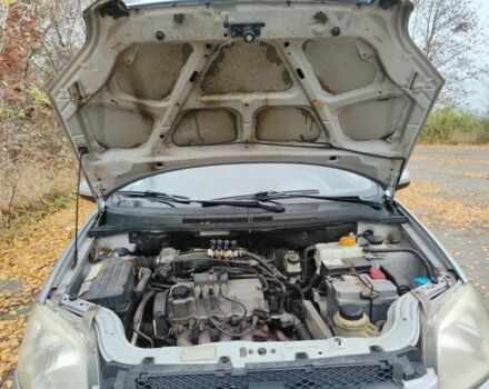 Сірий Шевроле Авео, об'ємом двигуна 1.2 л та пробігом 194 тис. км за 3850 $, фото 20 на Automoto.ua