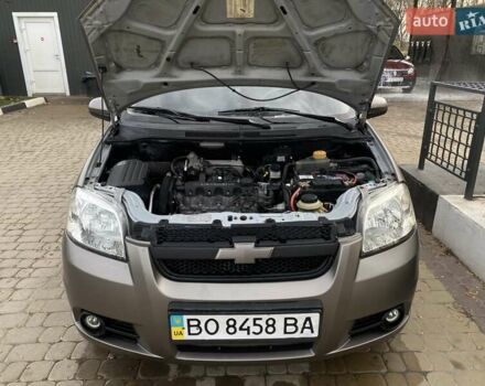 Серый Шевроле Авео, объемом двигателя 1.5 л и пробегом 393 тыс. км за 2850 $, фото 10 на Automoto.ua