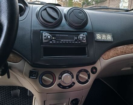 Сірий Шевроле Авео, об'ємом двигуна 1.6 л та пробігом 148 тис. км за 4550 $, фото 21 на Automoto.ua