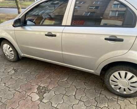 Серый Шевроле Авео, объемом двигателя 1.5 л и пробегом 194 тыс. км за 3700 $, фото 1 на Automoto.ua