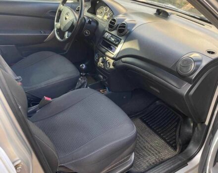 Сірий Шевроле Авео, об'ємом двигуна 1.5 л та пробігом 251 тис. км за 3000 $, фото 3 на Automoto.ua