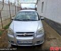 Серый Шевроле Авео, объемом двигателя 1.6 л и пробегом 259 тыс. км за 3900 $, фото 1 на Automoto.ua