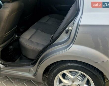 Сірий Шевроле Авео, об'ємом двигуна 1.5 л та пробігом 236 тис. км за 3750 $, фото 19 на Automoto.ua