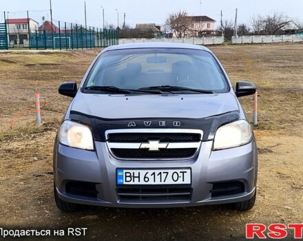 Серый Шевроле Авео, объемом двигателя 1.5 л и пробегом 333 тыс. км за 3550 $, фото 1 на Automoto.ua