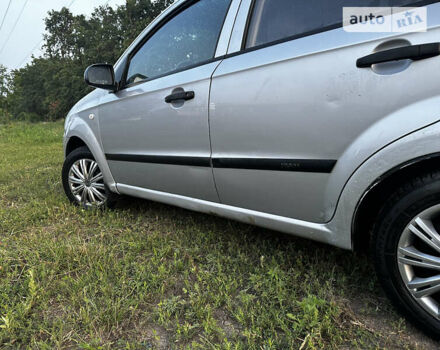 Сірий Шевроле Авео, об'ємом двигуна 1.5 л та пробігом 337 тис. км за 3300 $, фото 8 на Automoto.ua