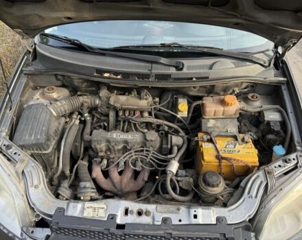 Сірий Шевроле Авео, об'ємом двигуна 1.5 л та пробігом 420 тис. км за 1800 $, фото 7 на Automoto.ua