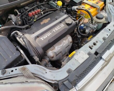 Серый Шевроле Авео, объемом двигателя 1.6 л и пробегом 188 тыс. км за 4500 $, фото 7 на Automoto.ua