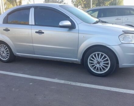 Серый Шевроле Авео, объемом двигателя 1.5 л и пробегом 245 тыс. км за 3400 $, фото 3 на Automoto.ua