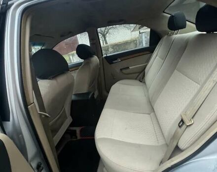 Сірий Шевроле Авео, об'ємом двигуна 1.6 л та пробігом 353 тис. км за 4000 $, фото 19 на Automoto.ua
