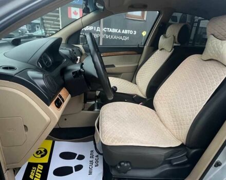 Серый Шевроле Авео, объемом двигателя 1.6 л и пробегом 185 тыс. км за 3499 $, фото 9 на Automoto.ua