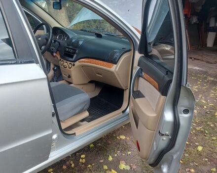 Серый Шевроле Авео, объемом двигателя 1.6 л и пробегом 197 тыс. км за 3500 $, фото 7 на Automoto.ua