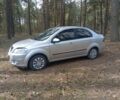 Серый Шевроле Авео, объемом двигателя 1.6 л и пробегом 236 тыс. км за 3300 $, фото 1 на Automoto.ua