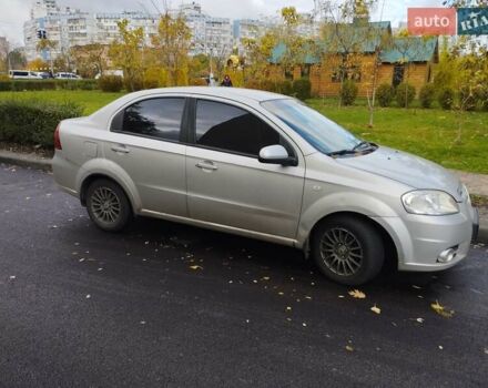 Серый Шевроле Авео, объемом двигателя 1.6 л и пробегом 290 тыс. км за 4000 $, фото 1 на Automoto.ua