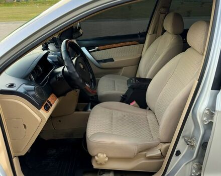 Сірий Шевроле Авео, об'ємом двигуна 1.6 л та пробігом 260 тис. км за 2700 $, фото 9 на Automoto.ua