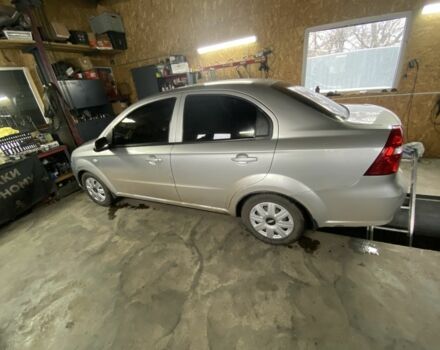 Сірий Шевроле Авео, об'ємом двигуна 1.6 л та пробігом 185 тис. км за 3700 $, фото 5 на Automoto.ua