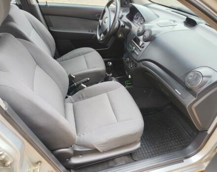 Сірий Шевроле Авео, об'ємом двигуна 1.2 л та пробігом 194 тис. км за 3850 $, фото 16 на Automoto.ua