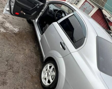 Серый Шевроле Авео, объемом двигателя 1.5 л и пробегом 212 тыс. км за 4800 $, фото 4 на Automoto.ua