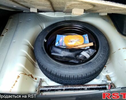 Серый Шевроле Авео, объемом двигателя 1.5 л и пробегом 170 тыс. км за 5500 $, фото 5 на Automoto.ua