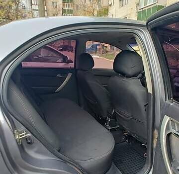 Серый Шевроле Авео, объемом двигателя 1.5 л и пробегом 179 тыс. км за 3200 $, фото 5 на Automoto.ua