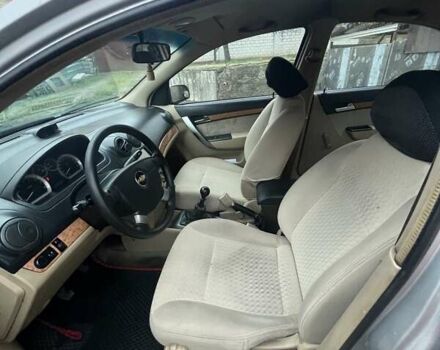 Сірий Шевроле Авео, об'ємом двигуна 1.6 л та пробігом 353 тис. км за 4000 $, фото 10 на Automoto.ua
