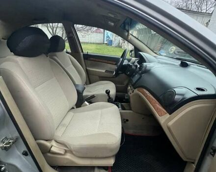 Сірий Шевроле Авео, об'ємом двигуна 1.6 л та пробігом 353 тис. км за 4000 $, фото 16 на Automoto.ua