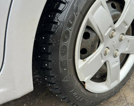 Сірий Шевроле Авео, об'ємом двигуна 1.5 л та пробігом 245 тис. км за 3500 $, фото 8 на Automoto.ua