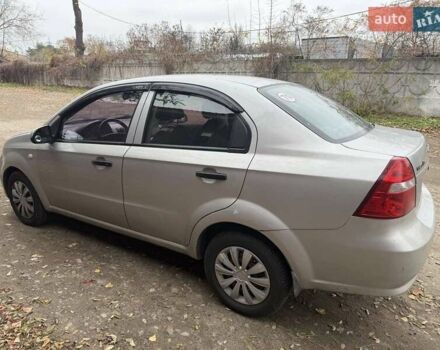 Серый Шевроле Авео, объемом двигателя 1.5 л и пробегом 184 тыс. км за 4200 $, фото 1 на Automoto.ua