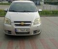 Серый Шевроле Авео, объемом двигателя 1.6 л и пробегом 244 тыс. км за 3500 $, фото 1 на Automoto.ua