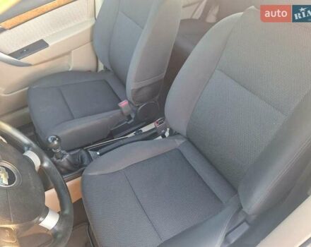 Сірий Шевроле Авео, об'ємом двигуна 1.6 л та пробігом 76 тис. км за 5300 $, фото 10 на Automoto.ua