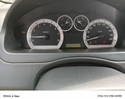 Сірий Шевроле Авео, об'ємом двигуна 1.6 л та пробігом 220 тис. км за 4000 $, фото 7 на Automoto.ua