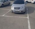 Серый Шевроле Авео, объемом двигателя 1.5 л и пробегом 145 тыс. км за 4000 $, фото 1 на Automoto.ua