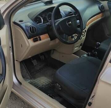 Шевроле Авео 2008 у Полтаві на Automoto.ua Сірий Шевроле Авео, об'ємом двигуна 1.6 л та пробігом 180 тис. км за 4200 $, фото 1 на Automoto.ua