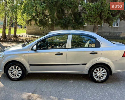Серый Шевроле Авео, объемом двигателя 1.6 л и пробегом 141 тыс. км за 5000 $, фото 3 на Automoto.ua