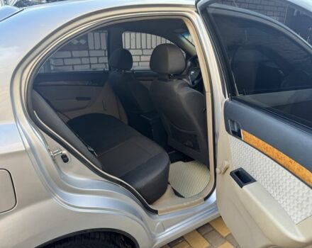 Серый Шевроле Авео, объемом двигателя 1.6 л и пробегом 240 тыс. км за 3850 $, фото 9 на Automoto.ua