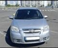 Сірий Шевроле Авео, об'ємом двигуна 0 л та пробігом 290 тис. км за 3200 $, фото 1 на Automoto.ua