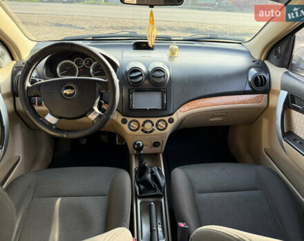 Серый Шевроле Авео, объемом двигателя 1.6 л и пробегом 182 тыс. км за 3600 $, фото 9 на Automoto.ua