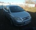 Серый Шевроле Авео, объемом двигателя 1.6 л и пробегом 240 тыс. км за 3300 $, фото 1 на Automoto.ua