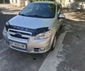 Сірий Шевроле Авео, об'ємом двигуна 1.6 л та пробігом 250 тис. км за 4720 $, фото 1 на Automoto.ua