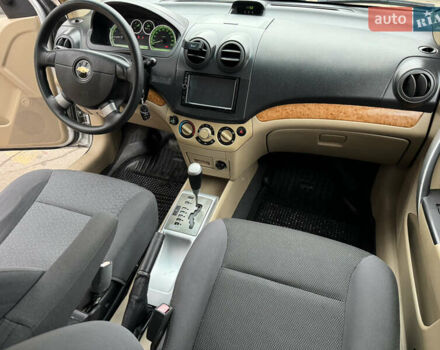 Серый Шевроле Авео, объемом двигателя 1.6 л и пробегом 175 тыс. км за 4350 $, фото 38 на Automoto.ua