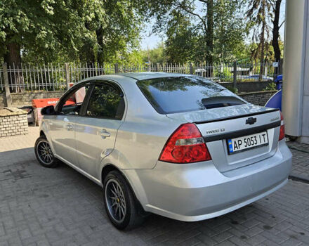 Серый Шевроле Авео, объемом двигателя 1.6 л и пробегом 300 тыс. км за 3900 $, фото 2 на Automoto.ua