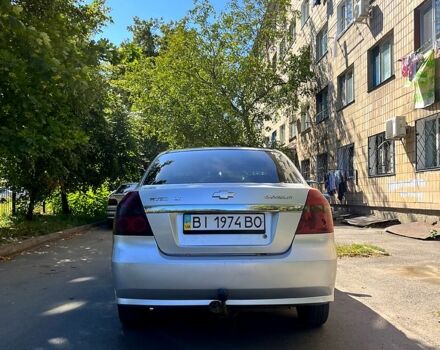 Сірий Шевроле Авео, об'ємом двигуна 1.6 л та пробігом 266 тис. км за 3200 $, фото 1 на Automoto.ua