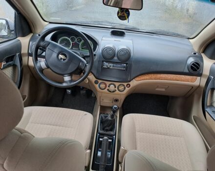 Серый Шевроле Авео, объемом двигателя 0 л и пробегом 280 тыс. км за 2700 $, фото 6 на Automoto.ua